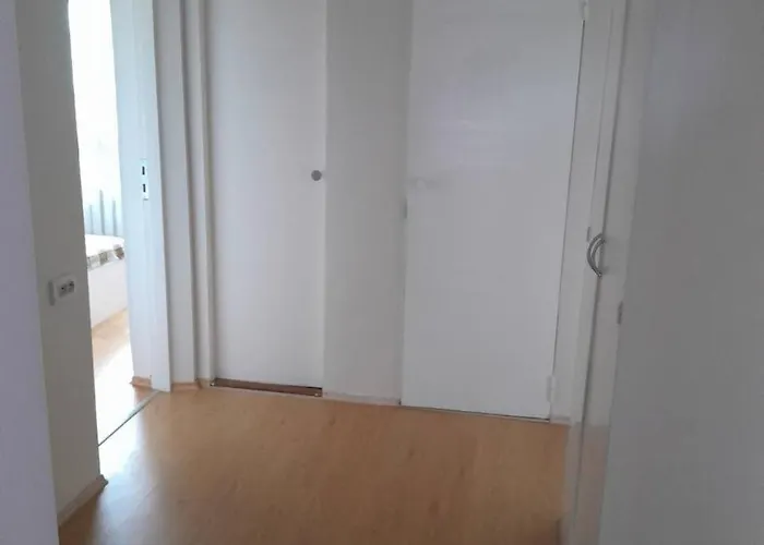 уютная в Apartment